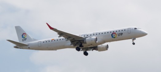 Avión de la LFP - Por Carlos Delgado (Cover)